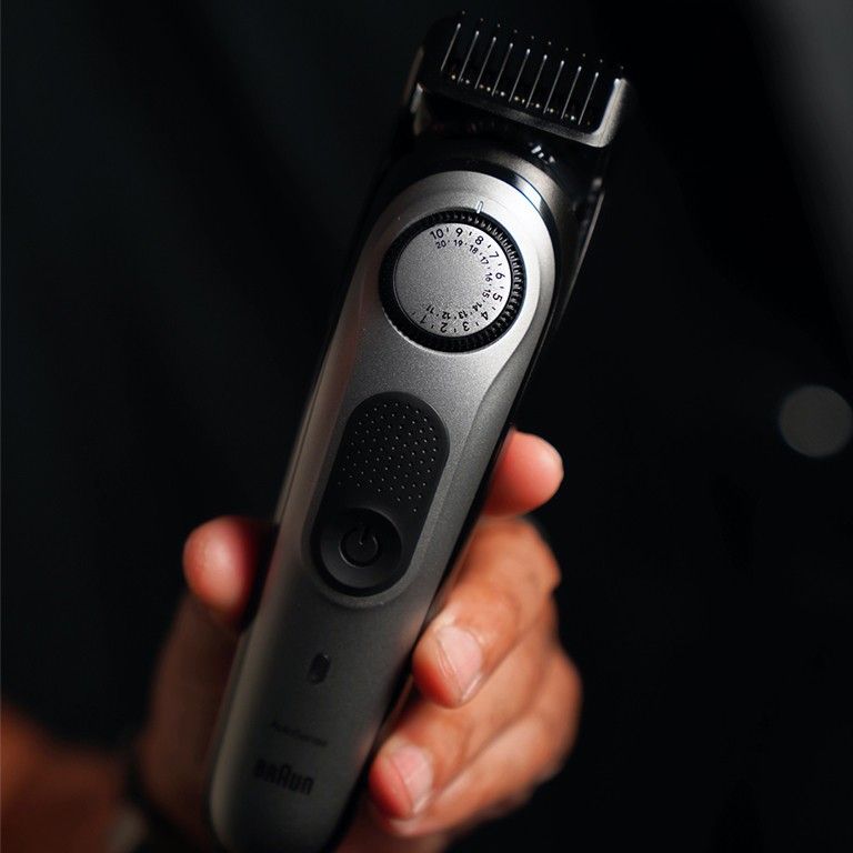 Braun electric shaver - Yamibuy.com